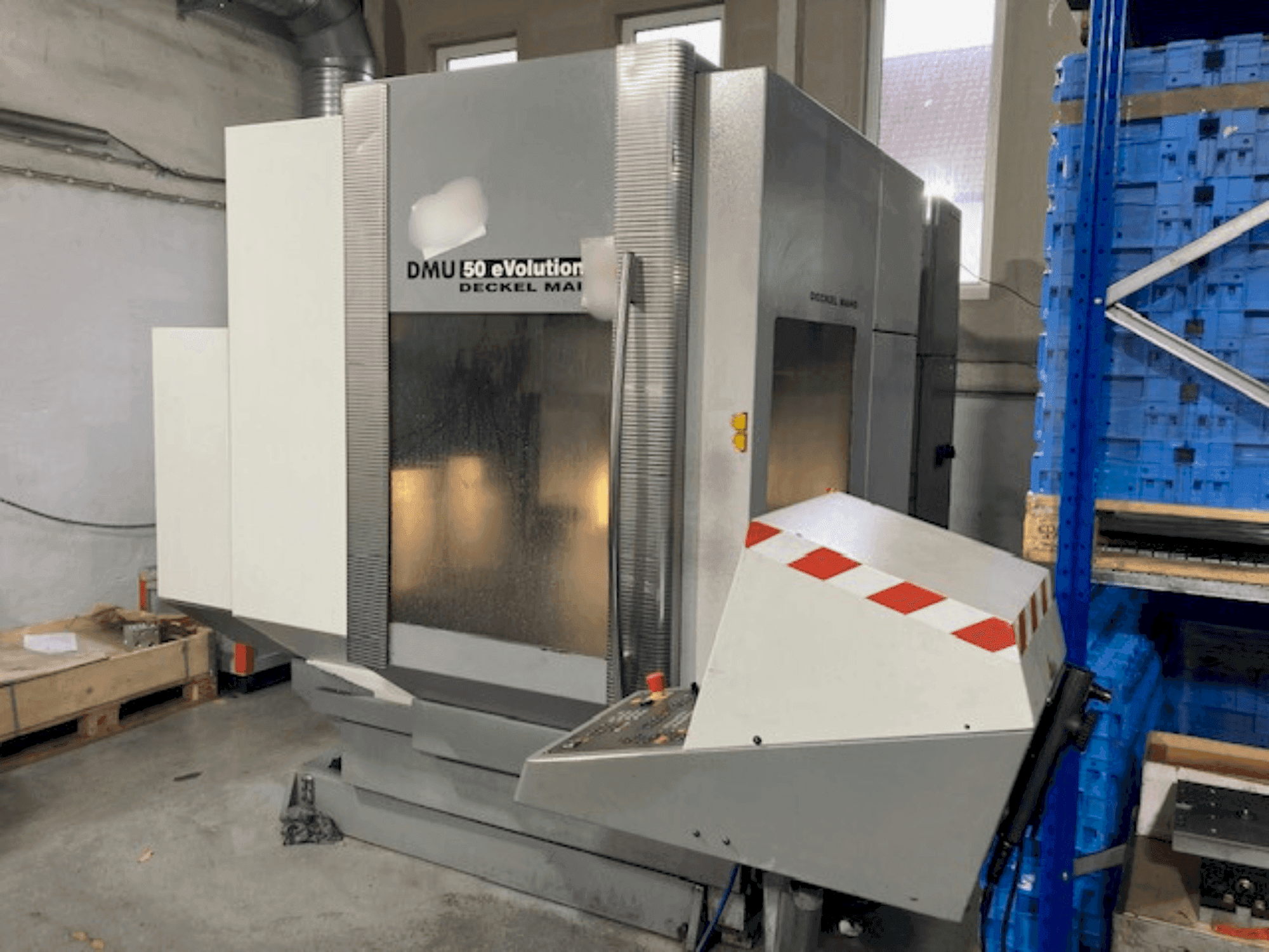 Vooraanzicht  van DMG MORI DMU 50 evolution  machine
