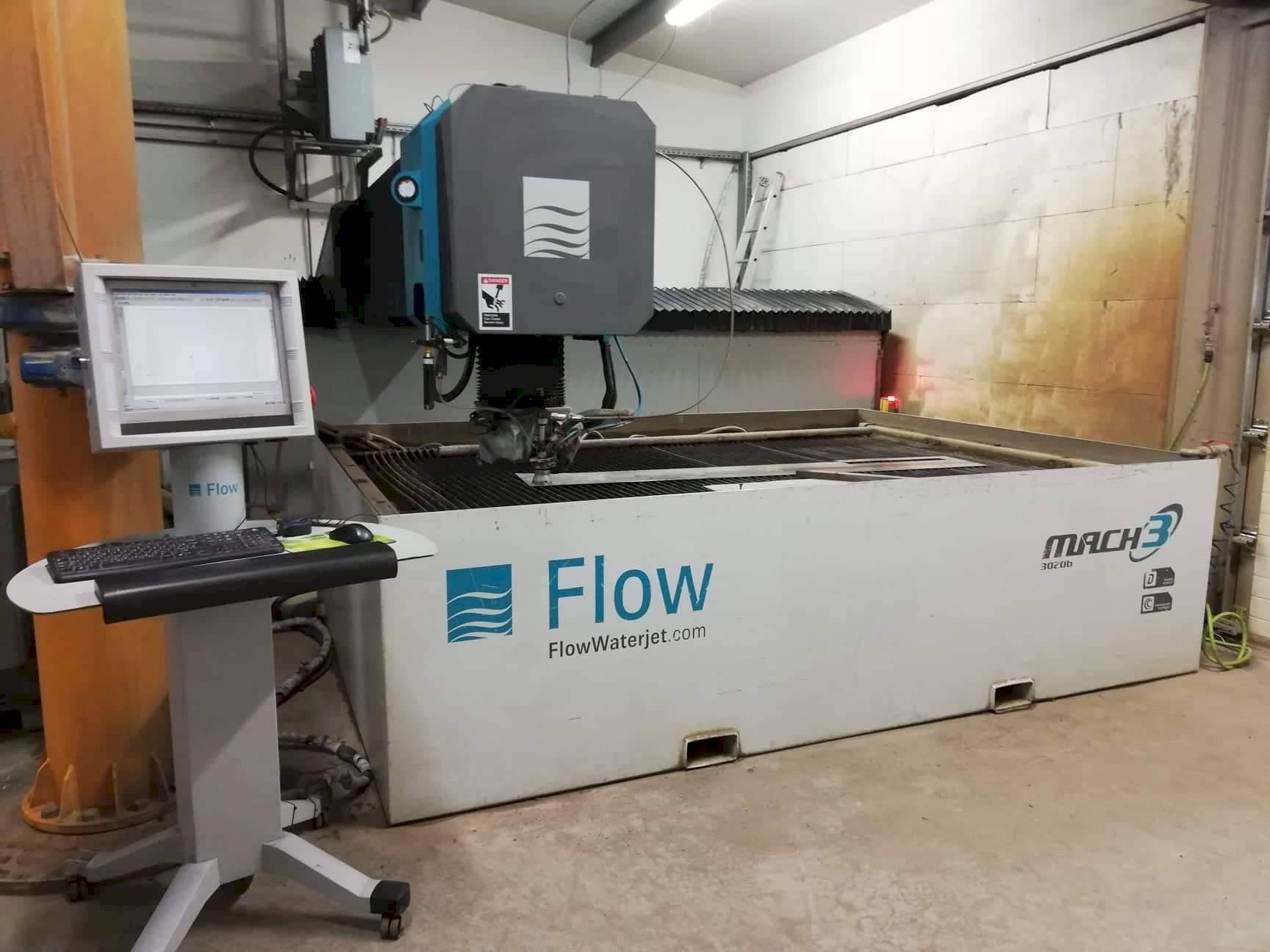 Vooraanzicht  van Flow Mach3-3020b  machine