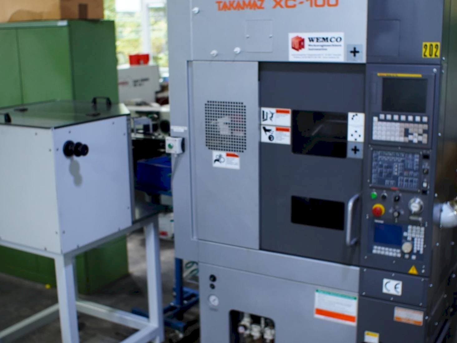 Vooraanzicht van Takamaz XC-1000 machine