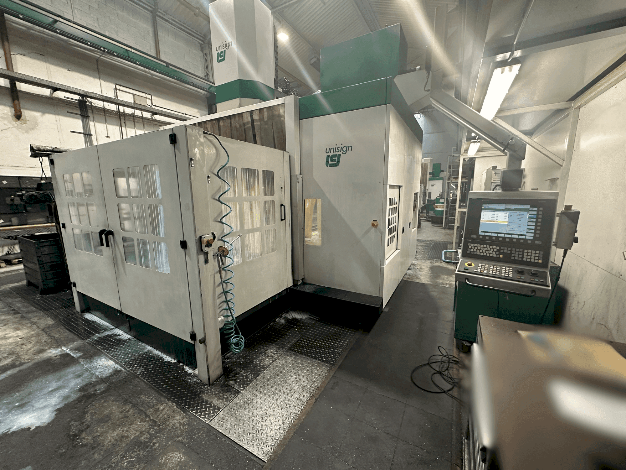 Vooraanzicht  van Unisign UNIPORT 6000  machine