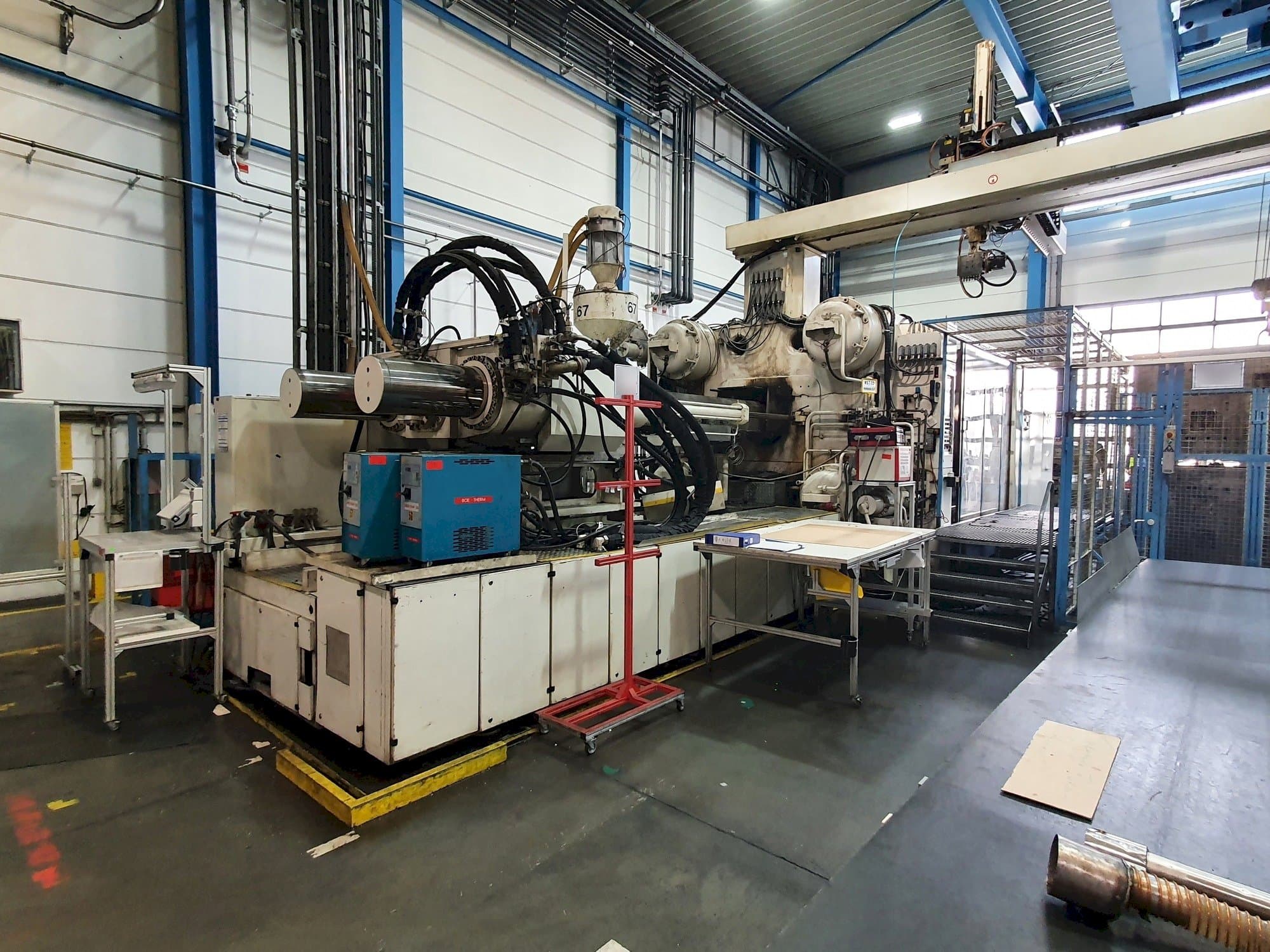 Vooraanzicht  van Engel ES 16050/2000 Duo  machine