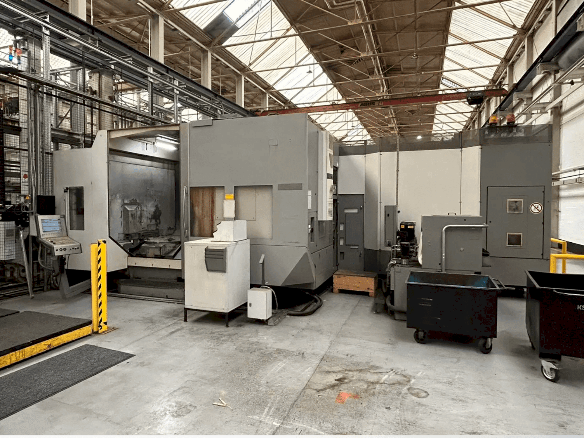 Vooraanzicht  van DMG DMC 100 H  machine