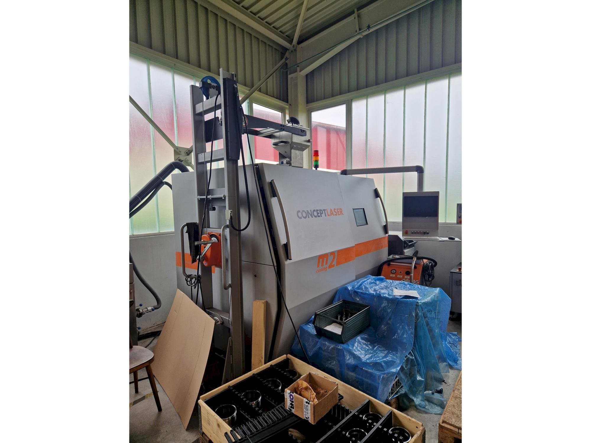 Vooraanzicht  van CONCEPT LASER M2 cusing  machine