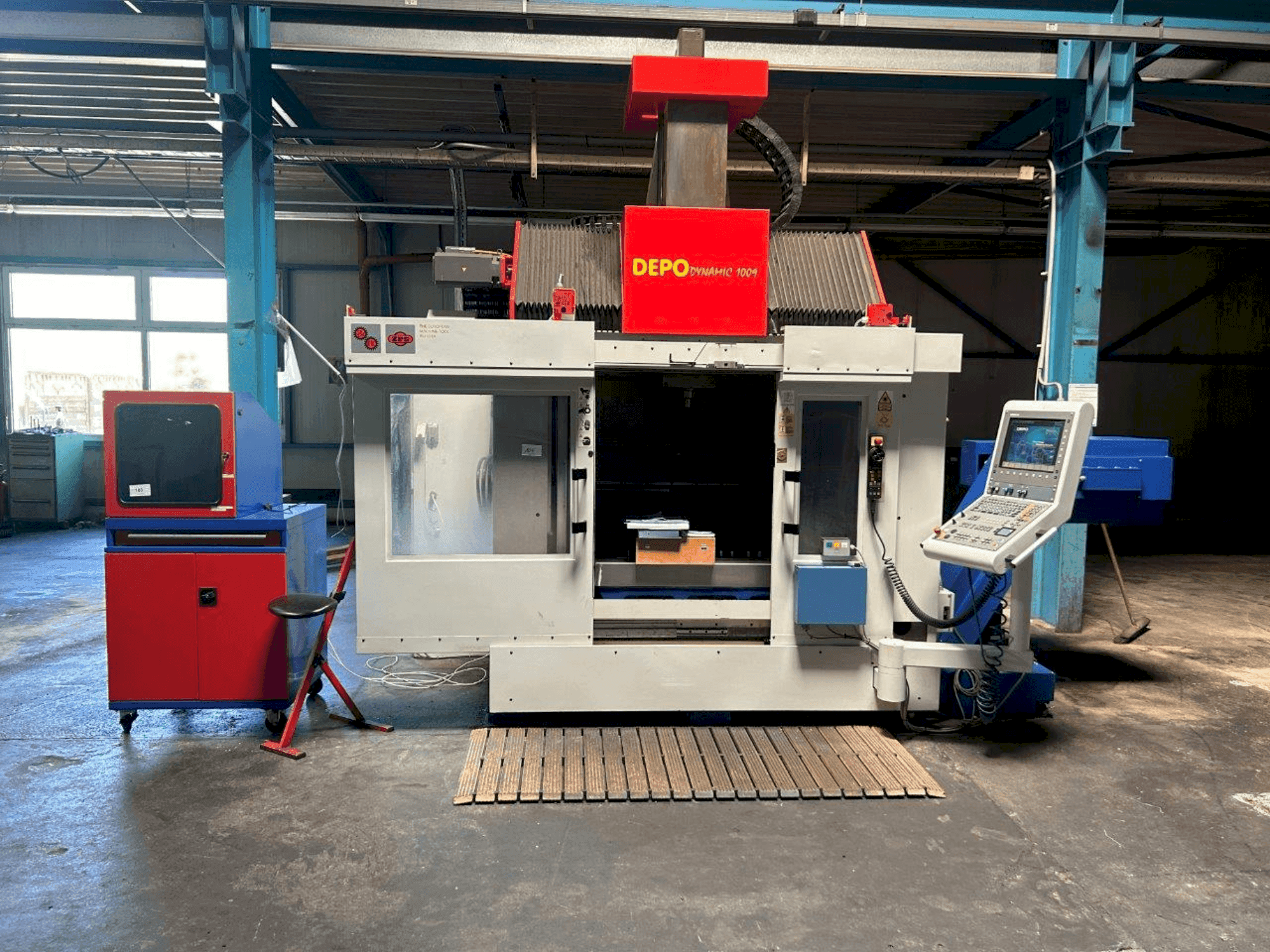 Vooraanzicht  van DEPO Dynamic 1009  machine