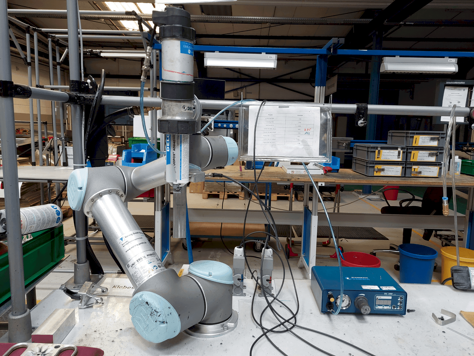 Vooraanzicht  van Universal Robots UR5  machine