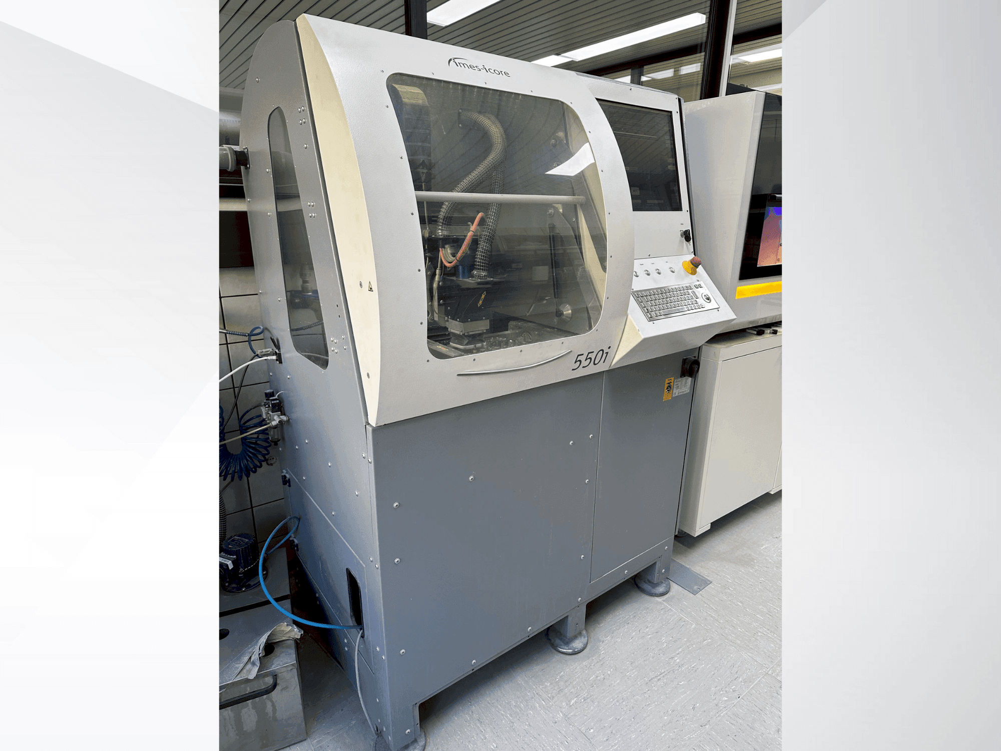 Vooraanzicht  van Imes-Icore CORiTEC 550i  machine