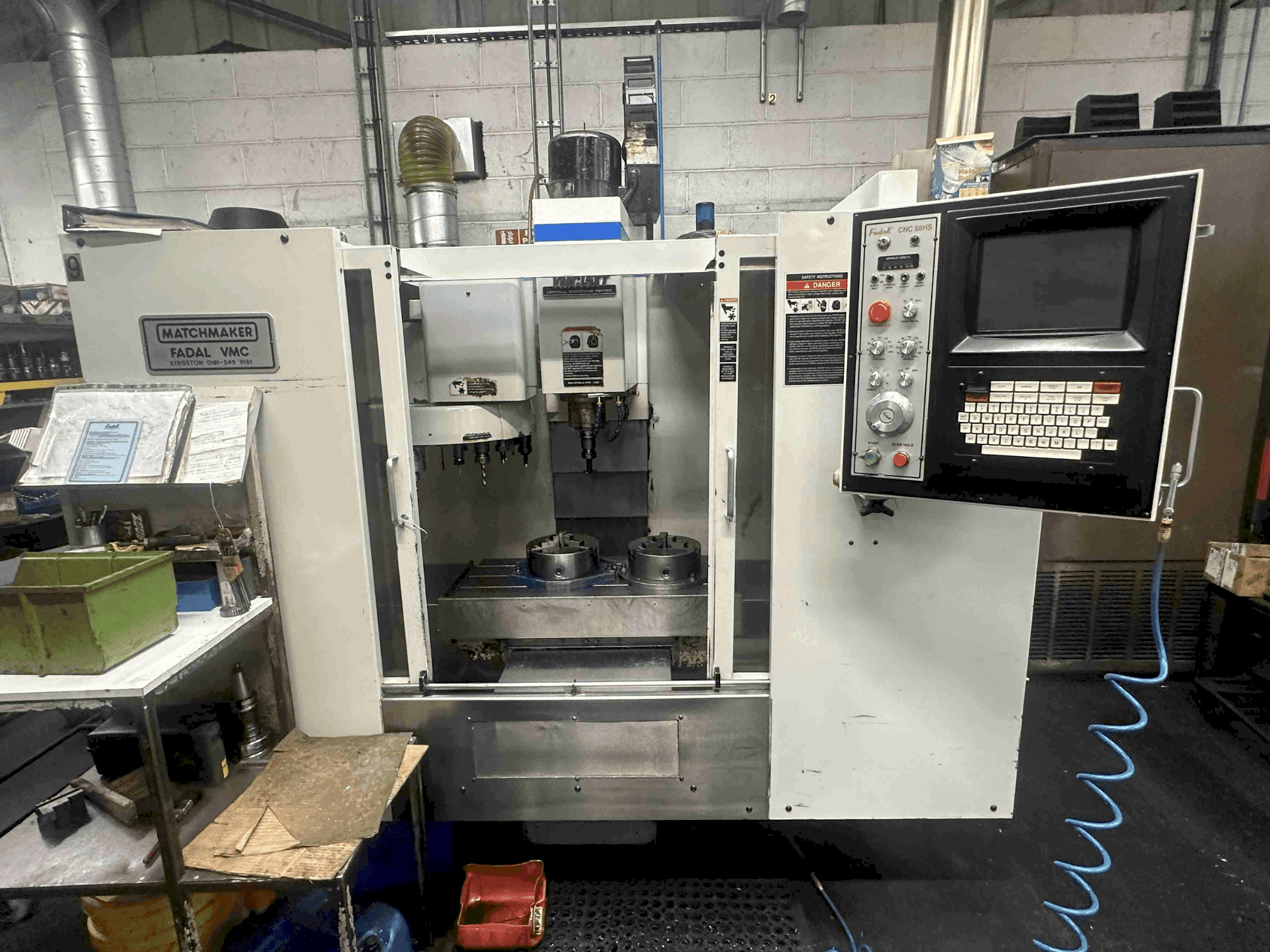 Vooraanzicht  van FADAL VMC 15XT  machine