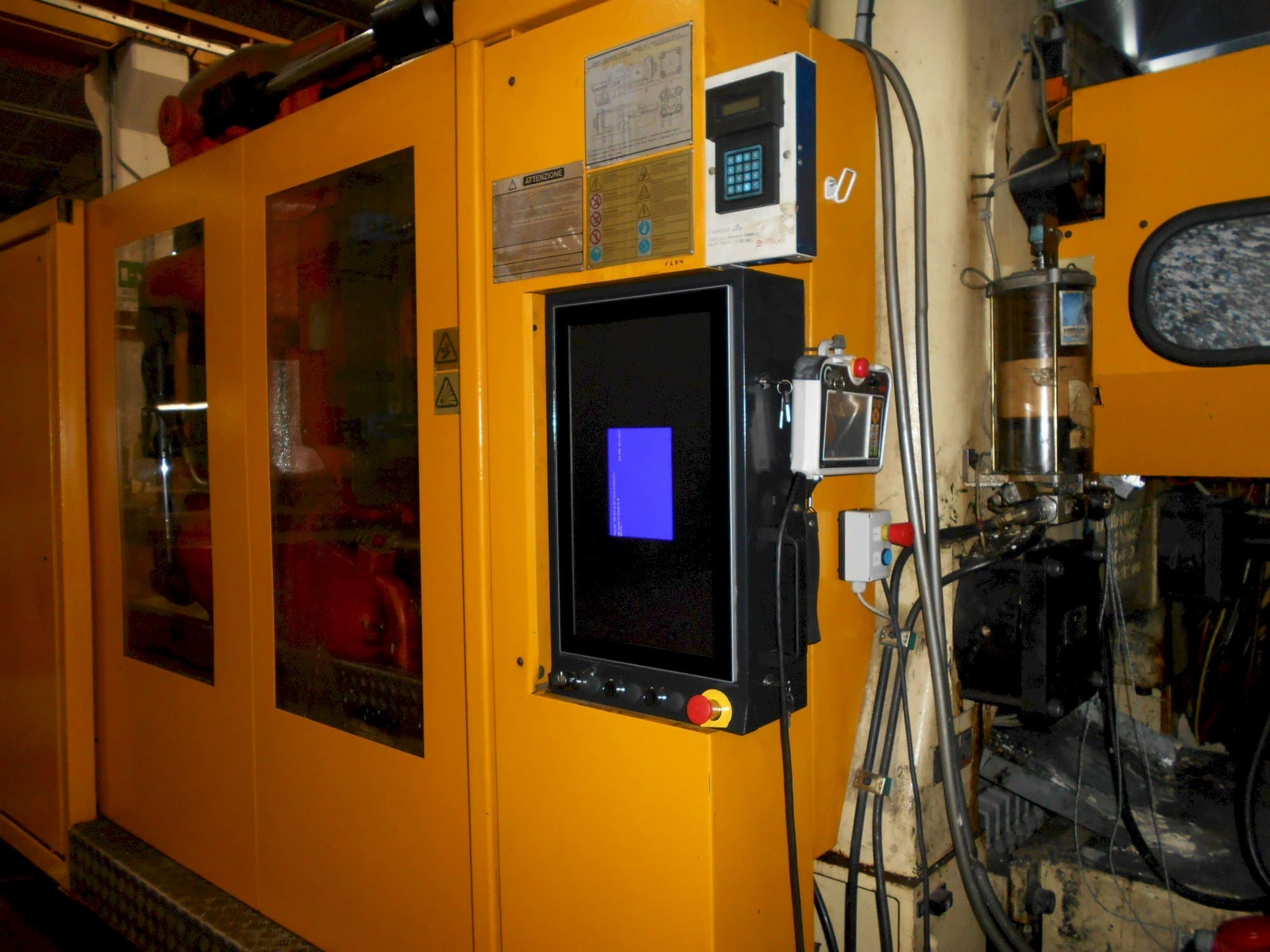 Vooraanzicht  van Husky ELL 750 RS 120/110  machine