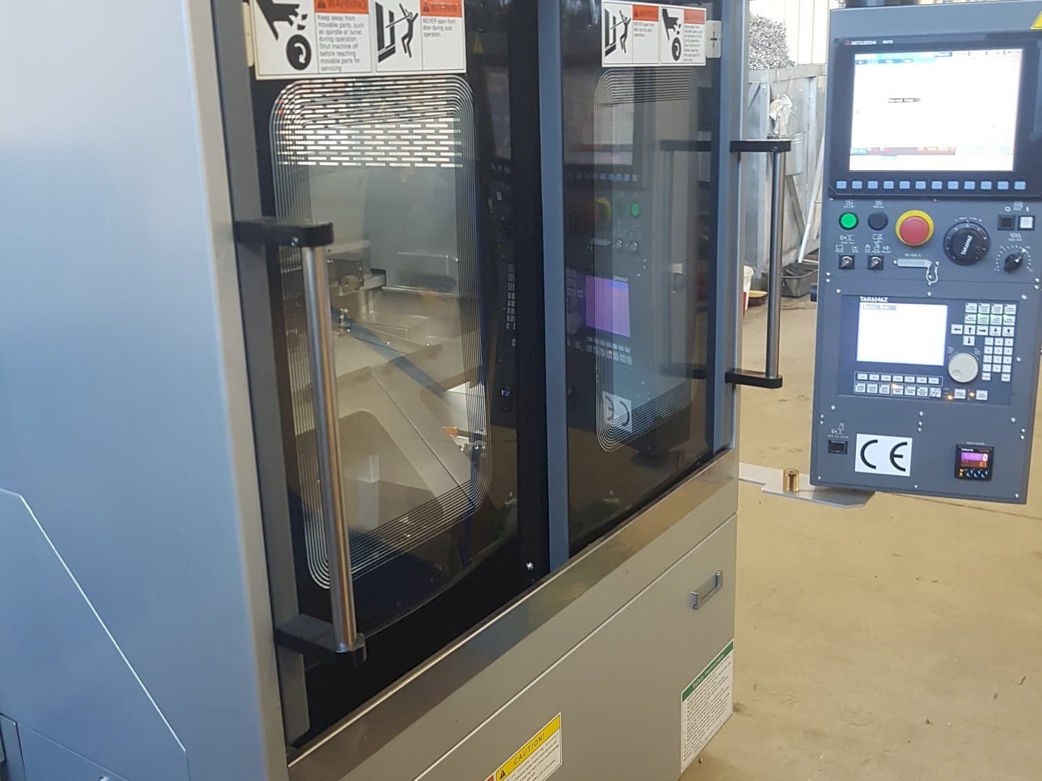 Vooraanzicht  van Takamaz XW-30 Plus  machine