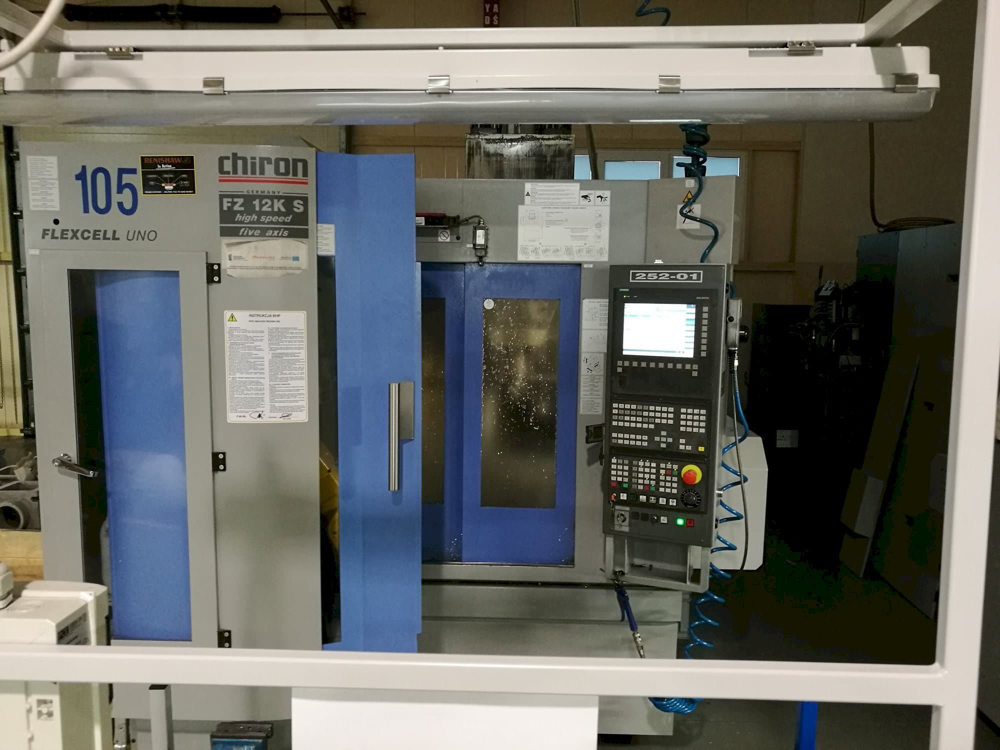 Vooraanzicht  van CHIRON FZ 12 KS  machine