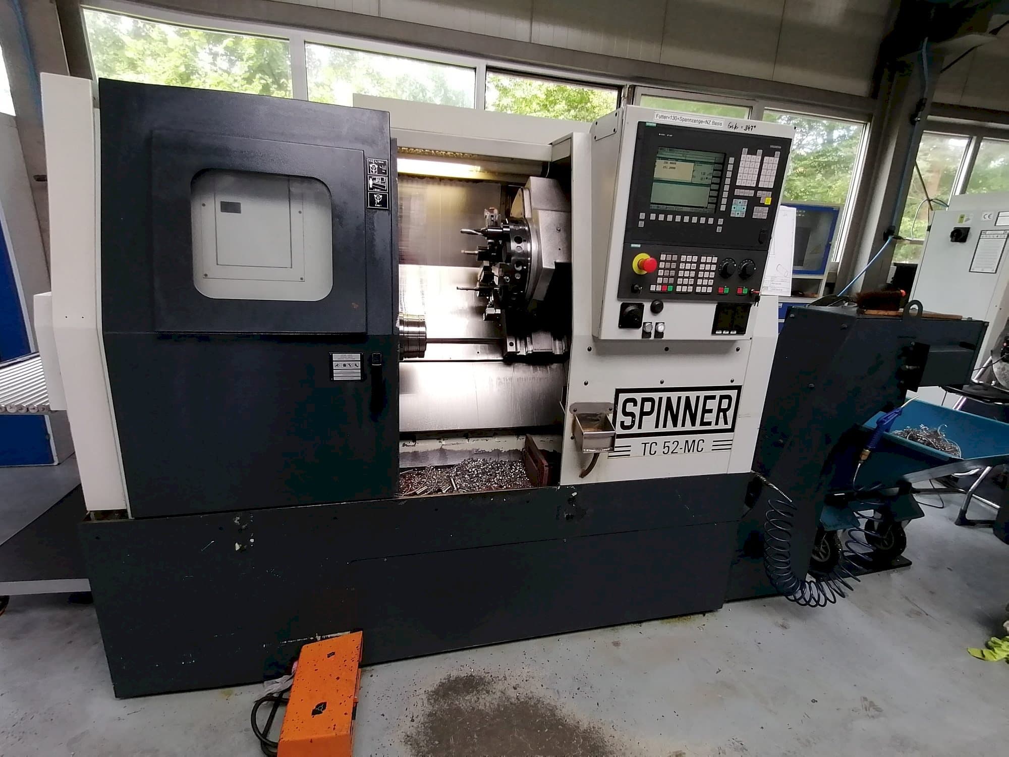 Vooraanzicht  van SPINNER TC 52-MC  machine