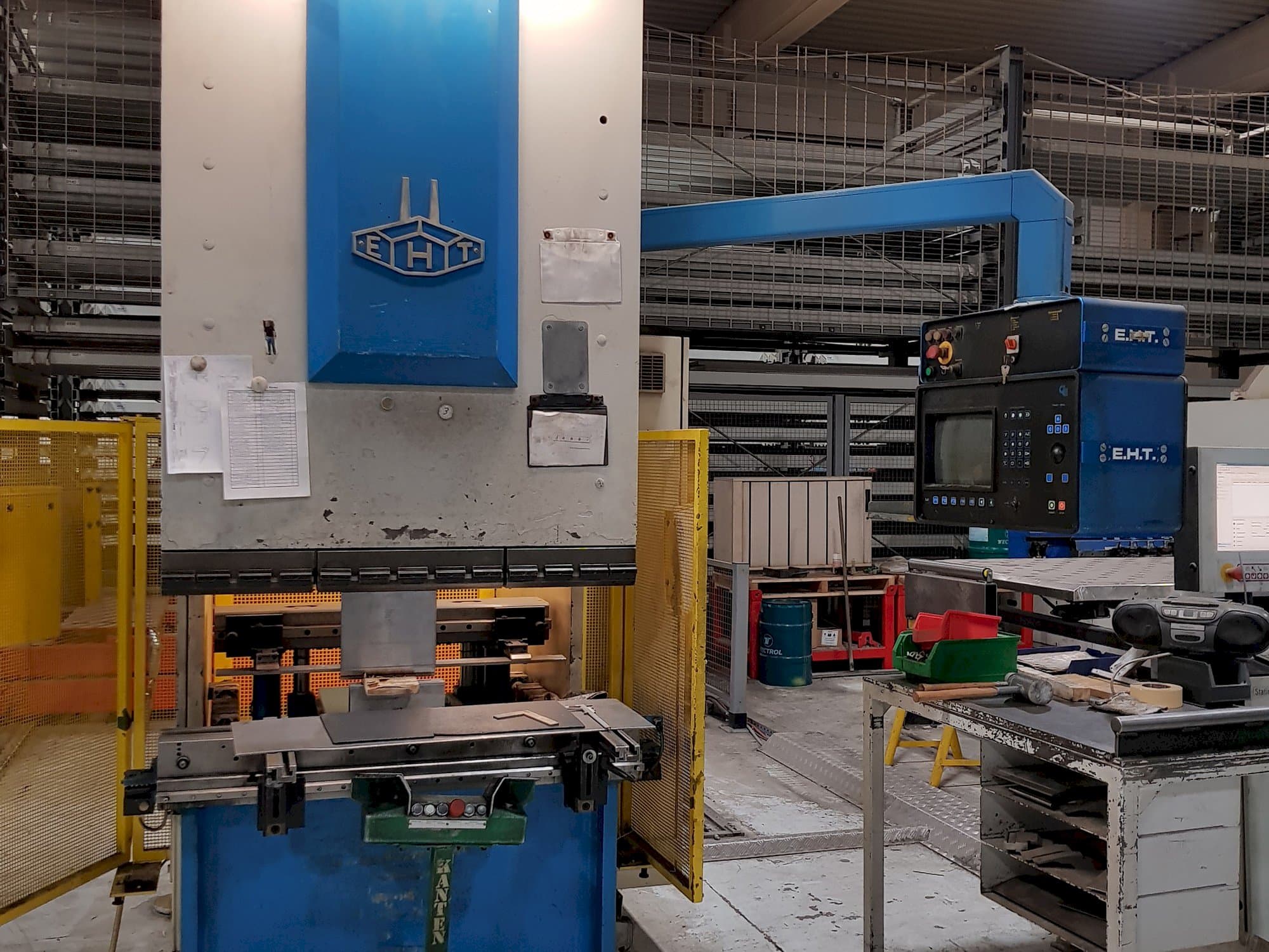 Vooraanzicht  van EHT EHP 5.5-12  machine