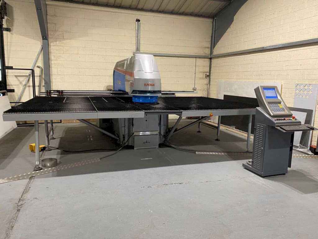 Vooraanzicht  van Euromac 1500 STX Flex 12 Hybrid  machine