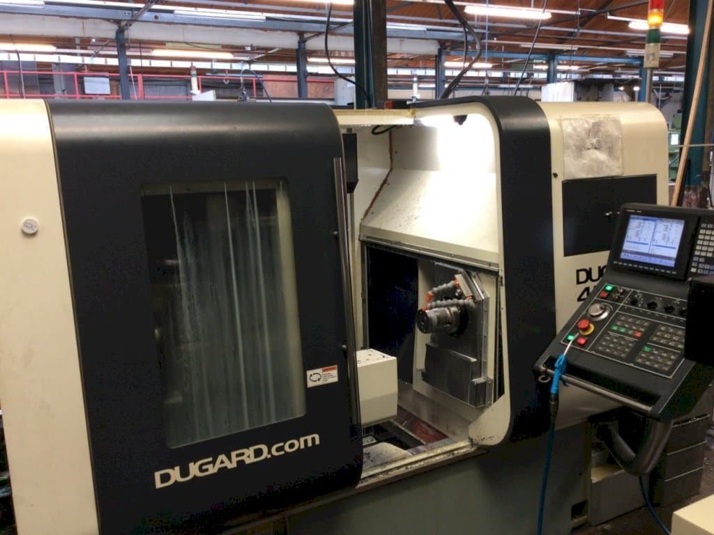 Vooraanzicht  van Dugard									 42 TT  machine