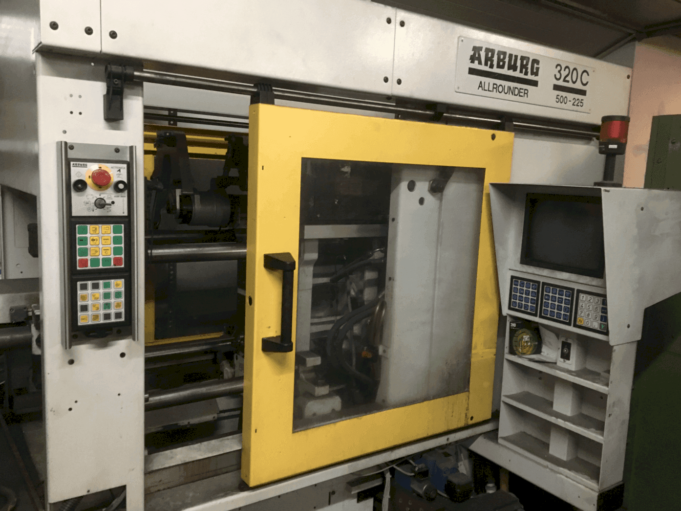 Vooraanzicht  van Arburg Allrounder Centex 320 CD-500-225  machine
