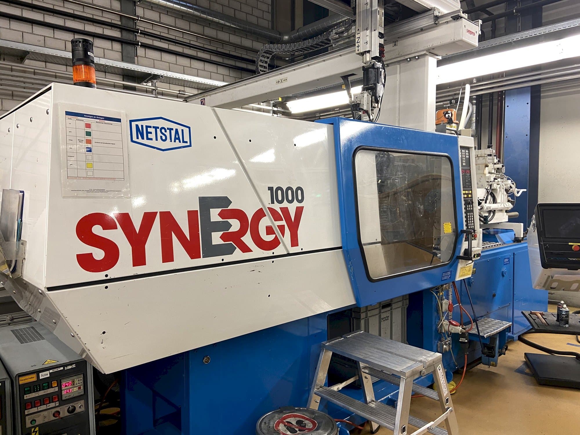 Vooraanzicht  van Netstal Synergy 1000-230  machine