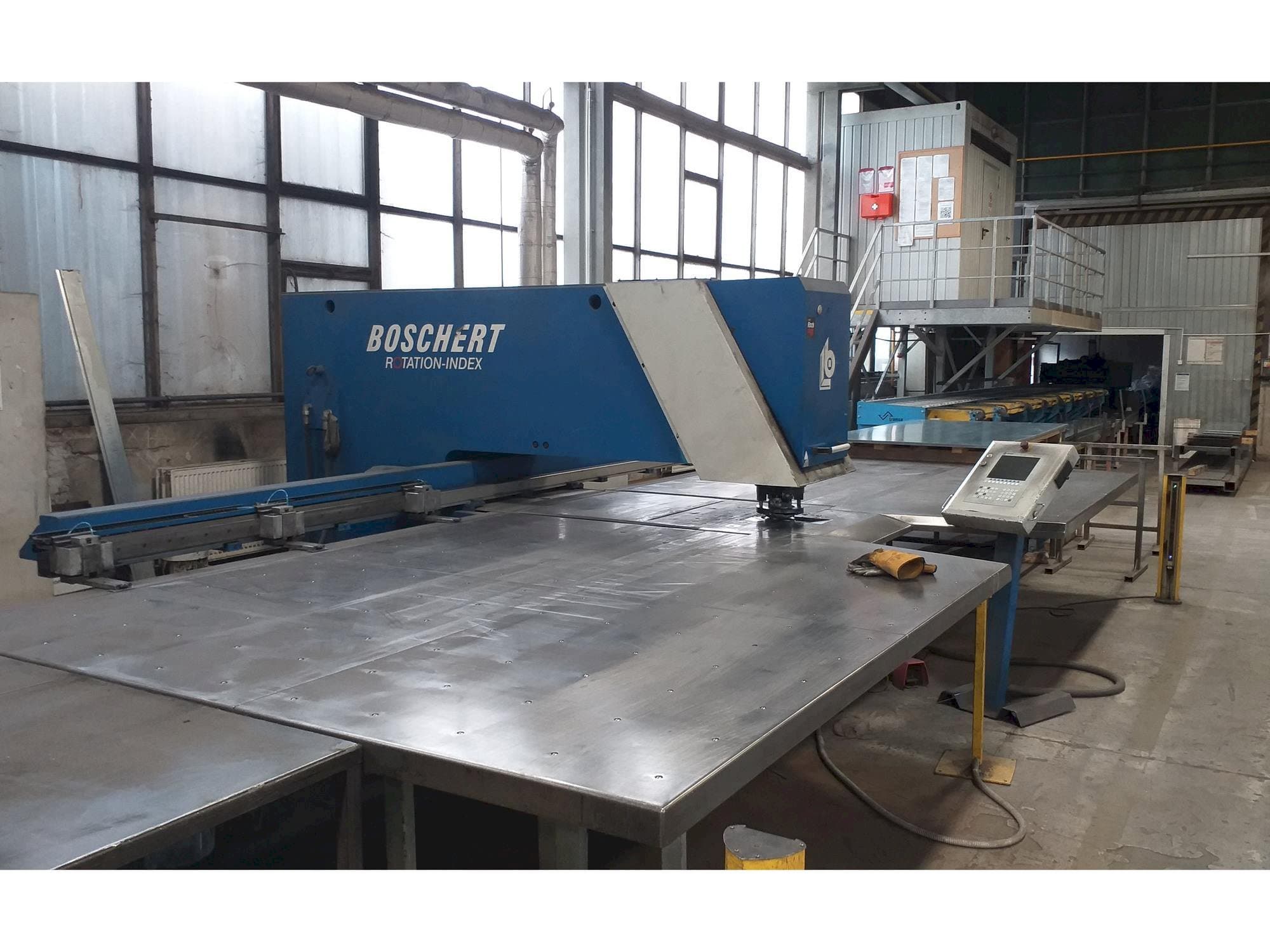 Vooraanzicht  van Boschert Ecco Line Compact CNC32060  machine