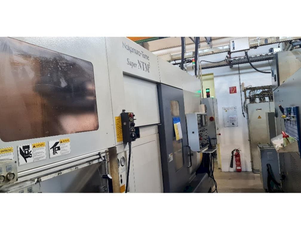 Vooraanzicht  van NAKAMURA Super NTM³  machine