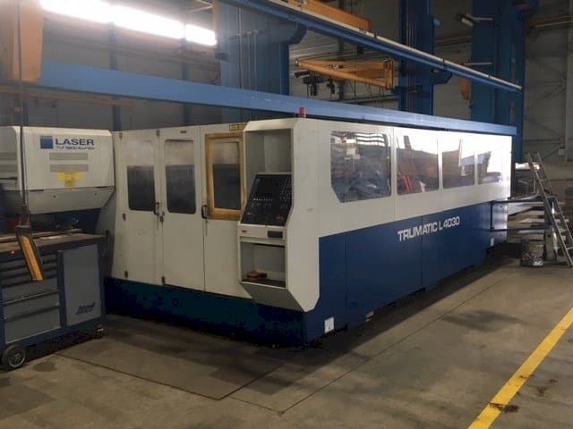 Vooraanzicht van Trumpf Trumatic L4030 machine