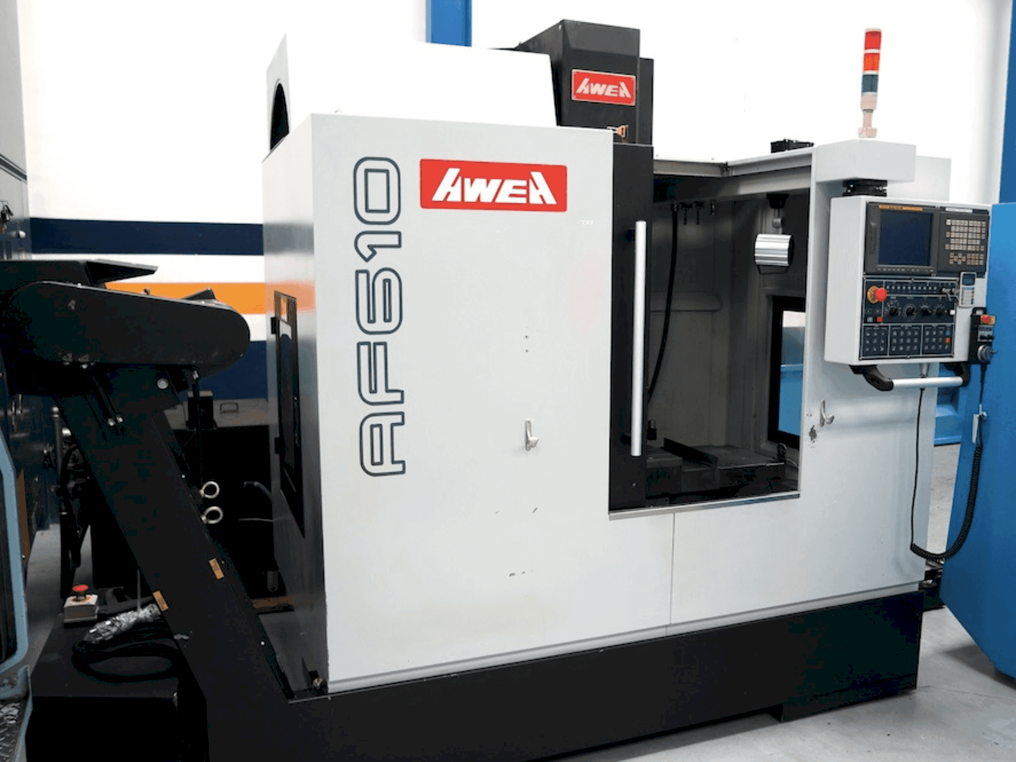 Vooraanzicht  van AWEA AF 610  machine