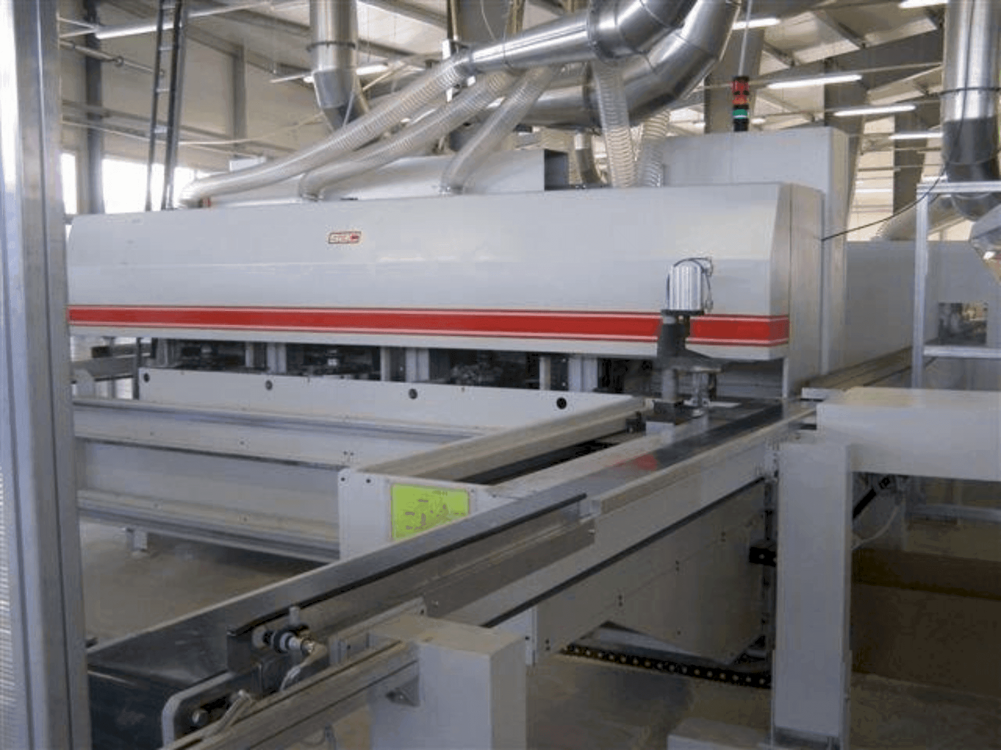 Vooraanzicht  van SAC F300  machine