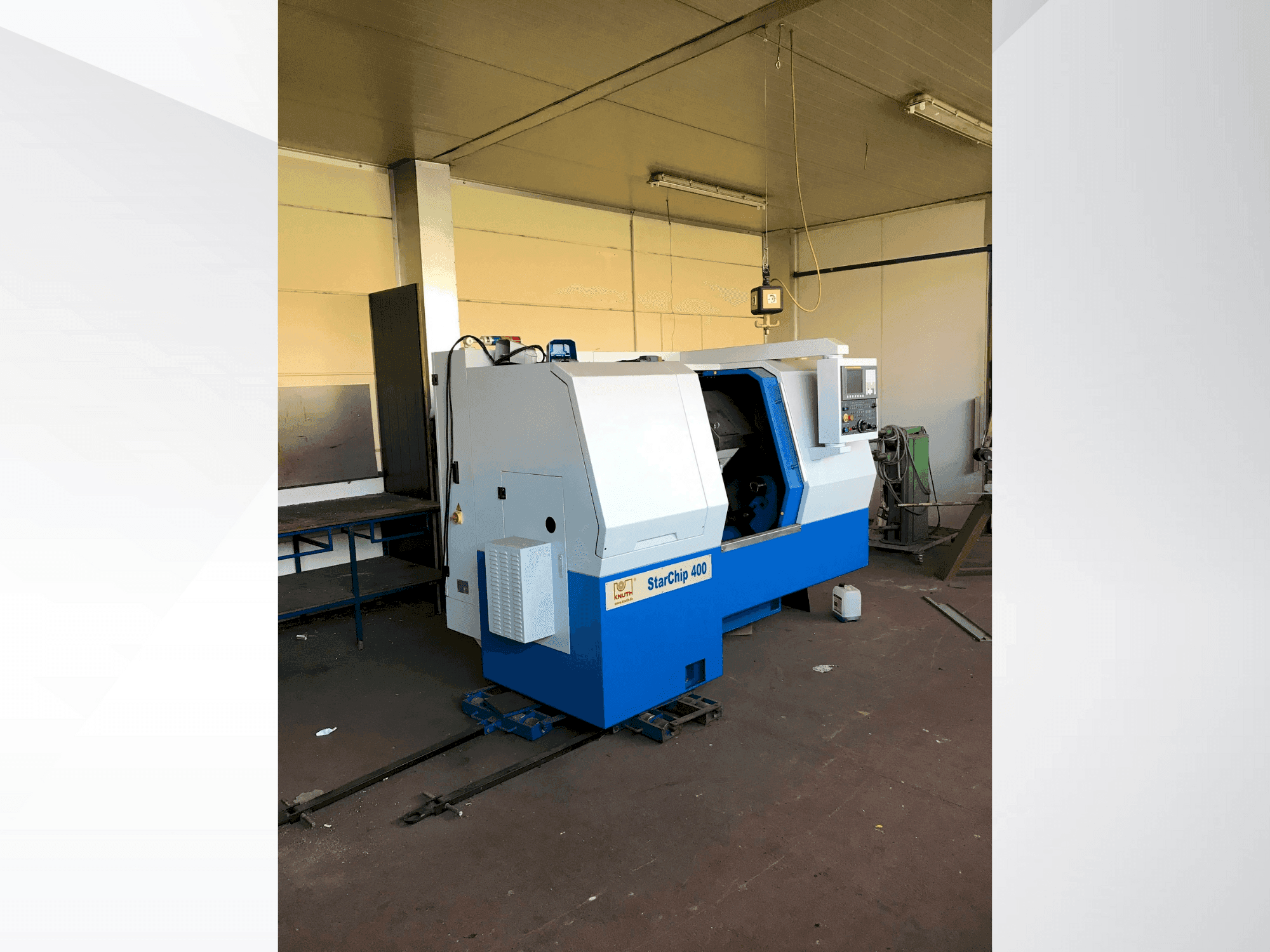 Vooraanzicht  van KNUTH Starship 400  machine