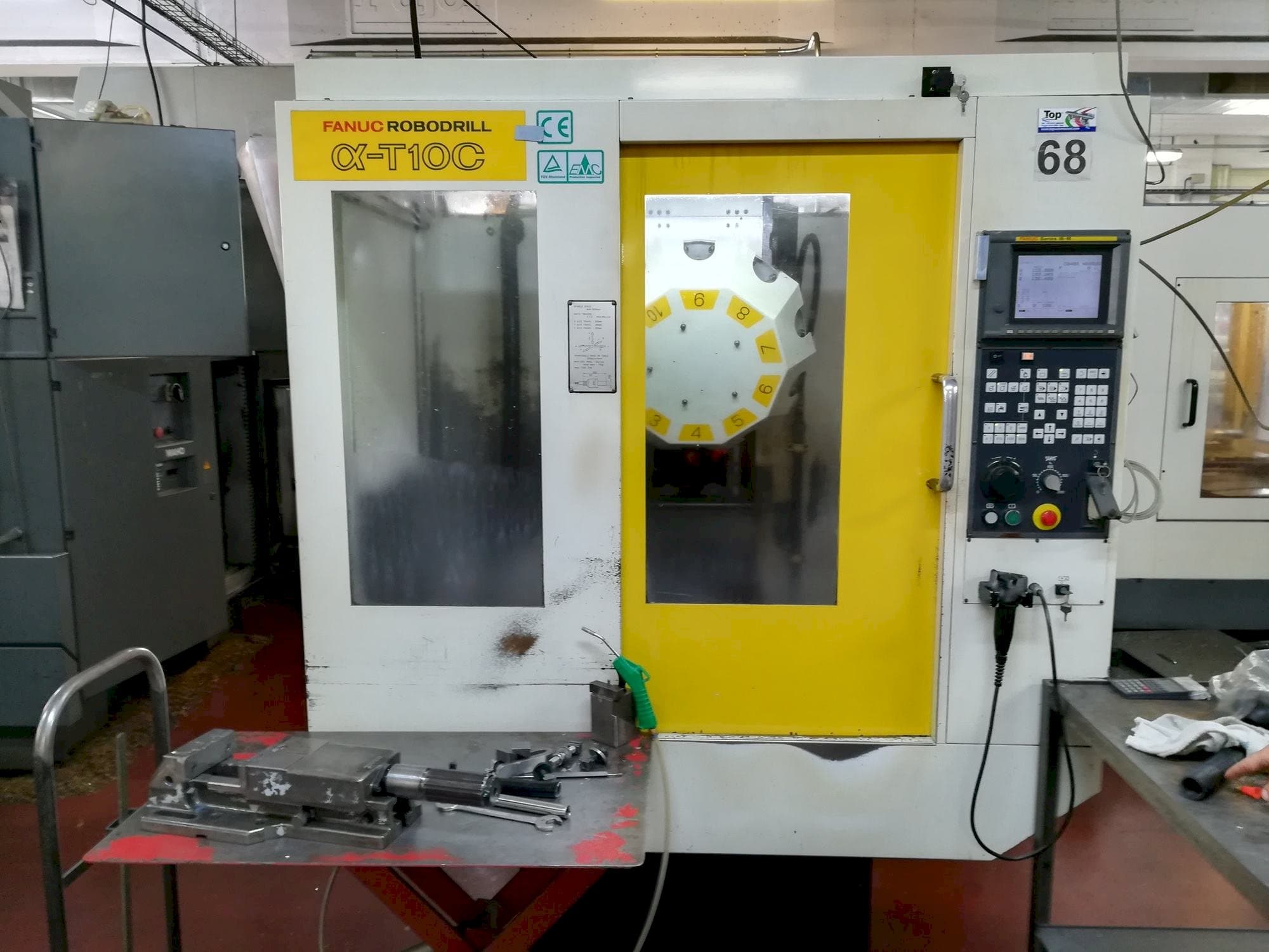 Vooraanzicht  van FANUC Robodrill alpha-T 10 C  machine