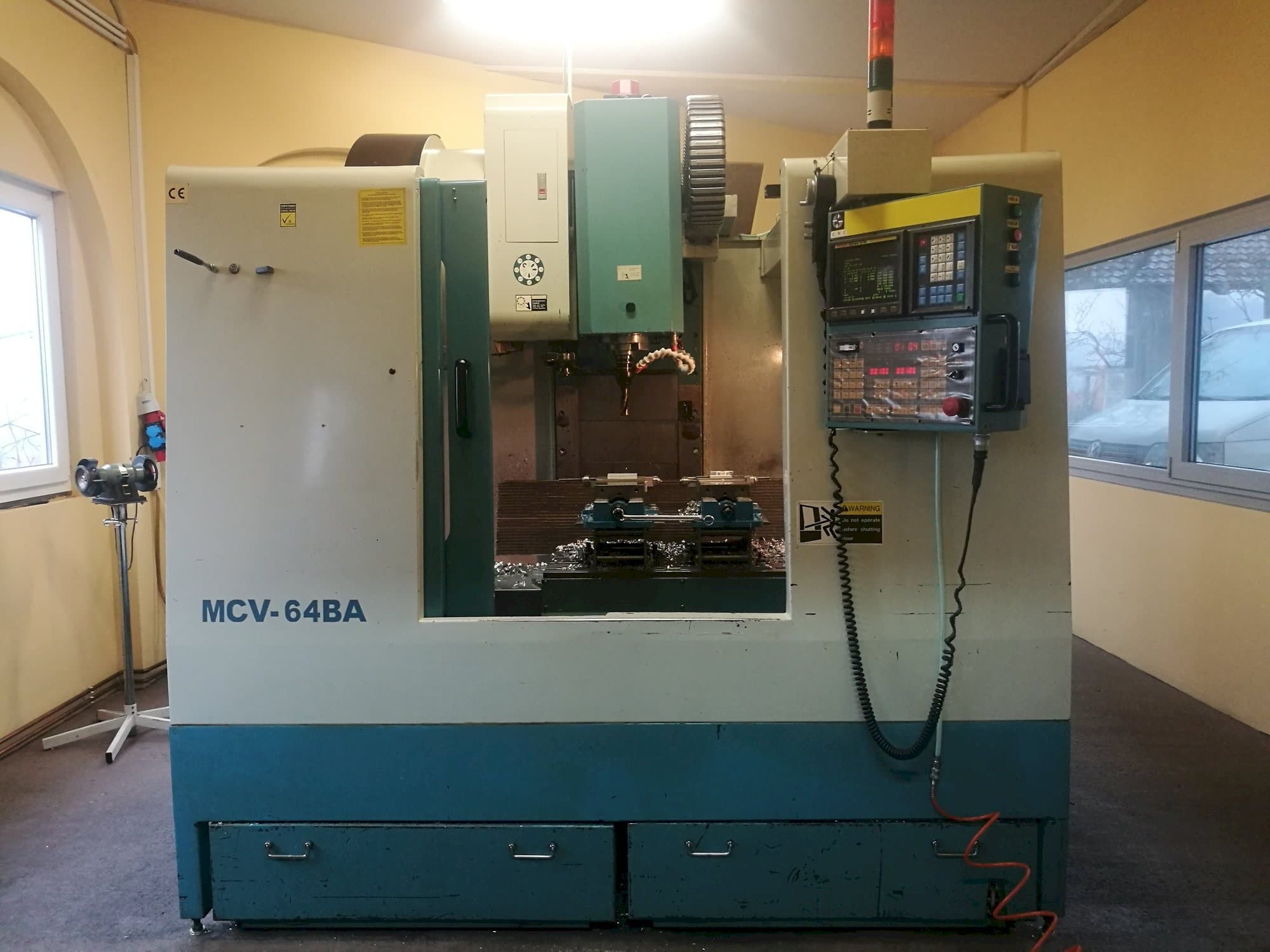 Vooraanzicht  van PJM MCV-64BA  machine