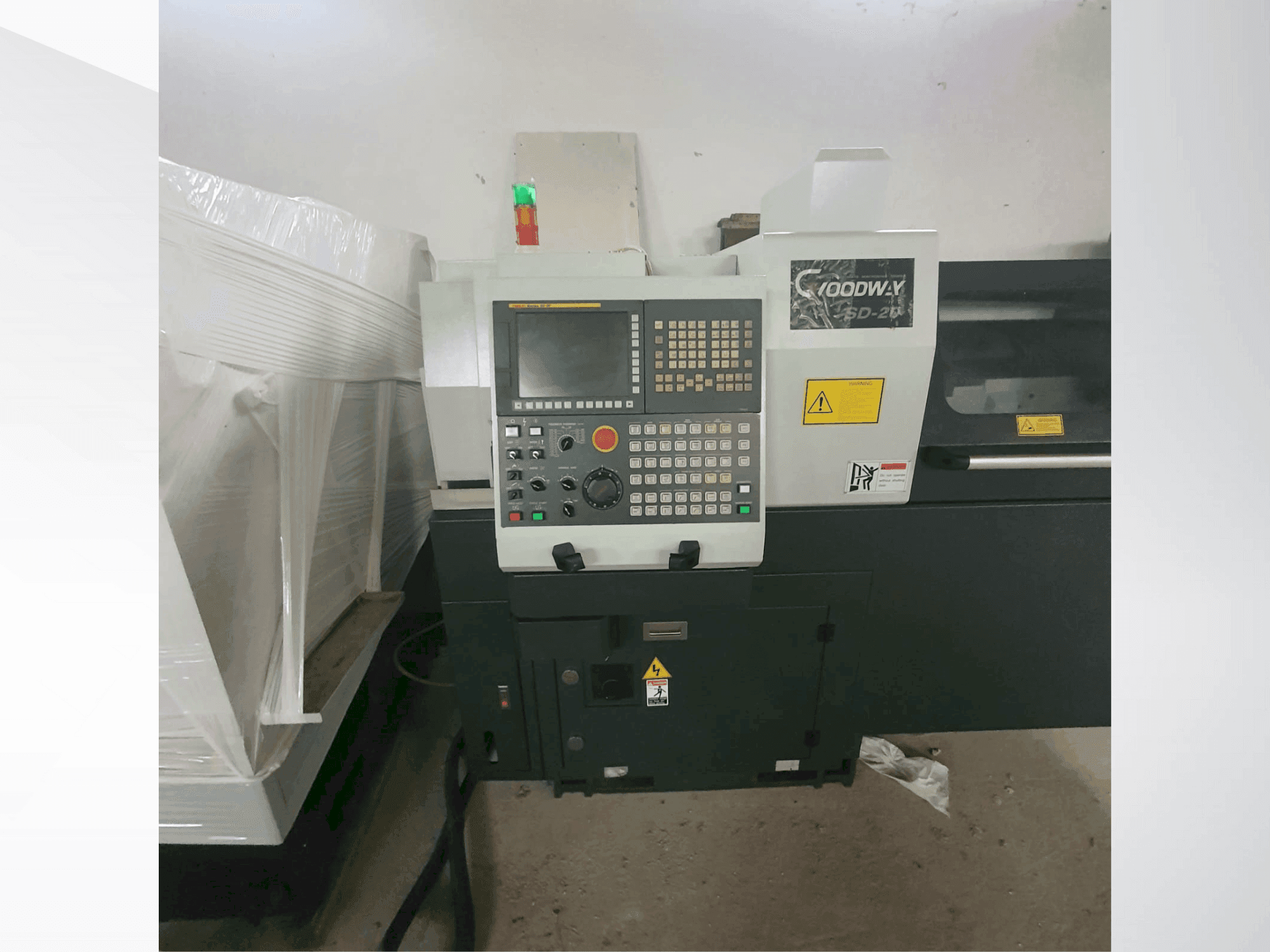 Vooraanzicht  van Goodway SD 20  machine