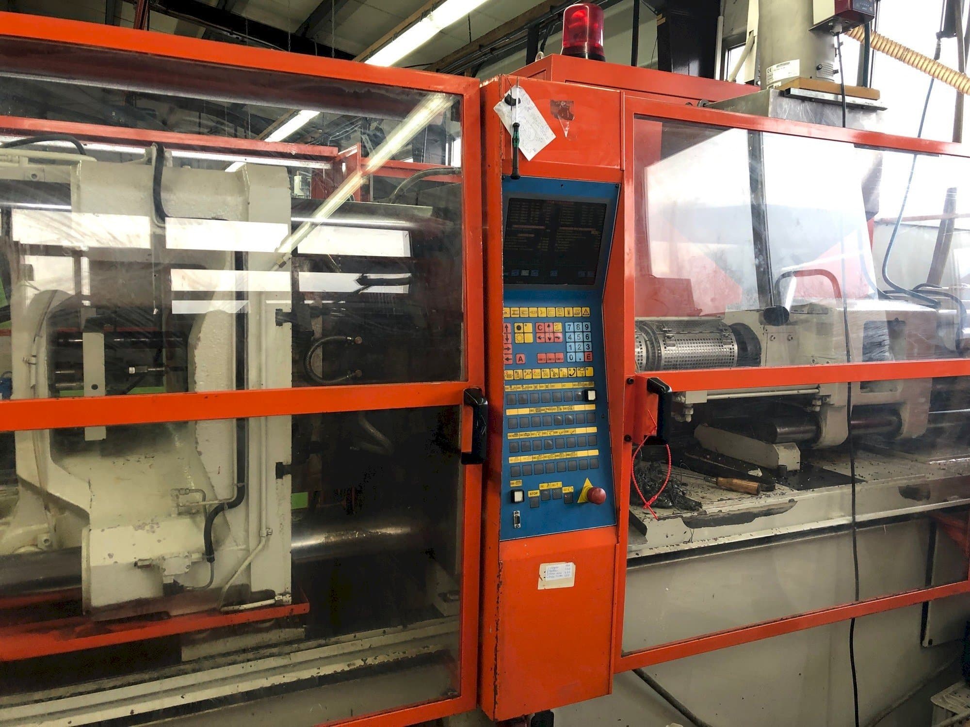 Vooraanzicht  van MIR RMP 200  machine