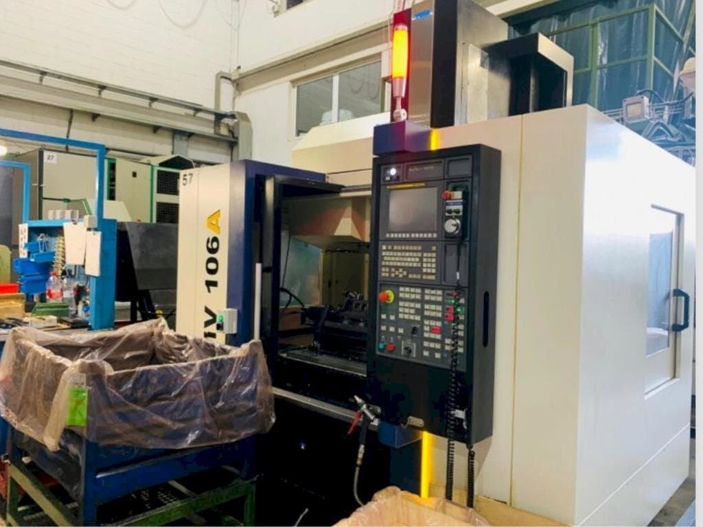 Vooraanzicht  van YCM NMV106A  machine