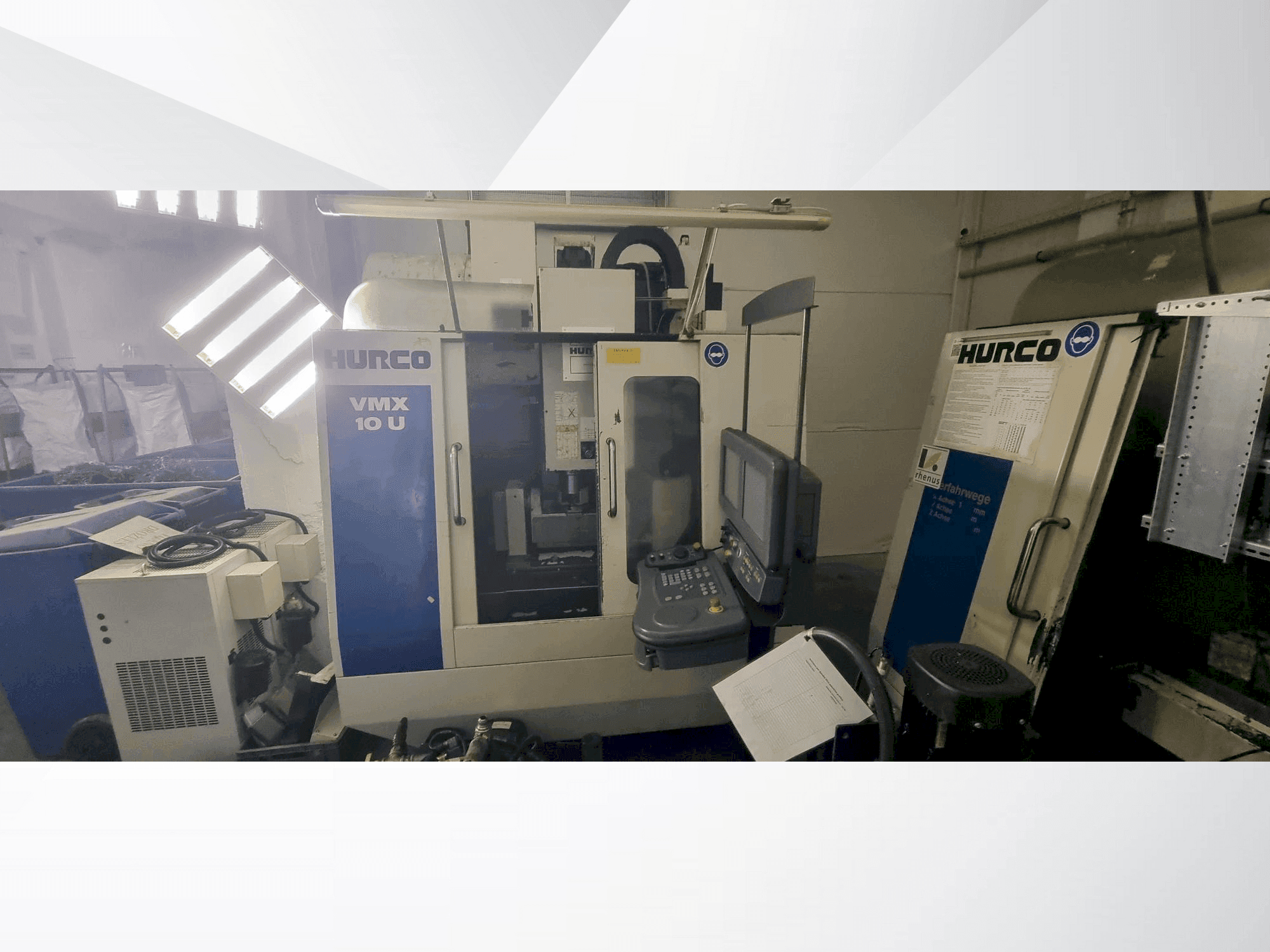 Vooraanzicht  van Hurco VMX 10U  machine