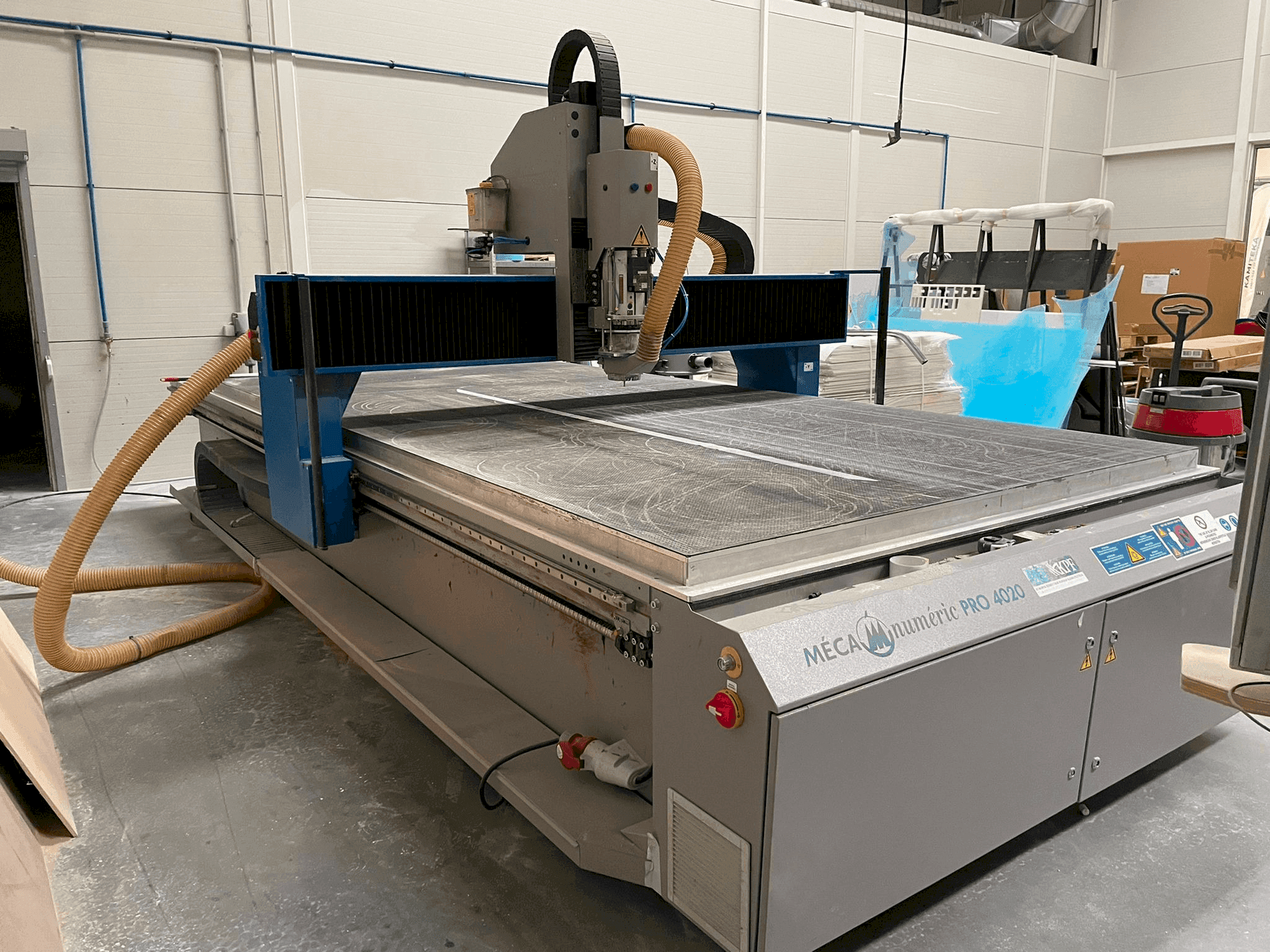 Vooraanzicht  van MECANUMERIC PRO 4020  machine