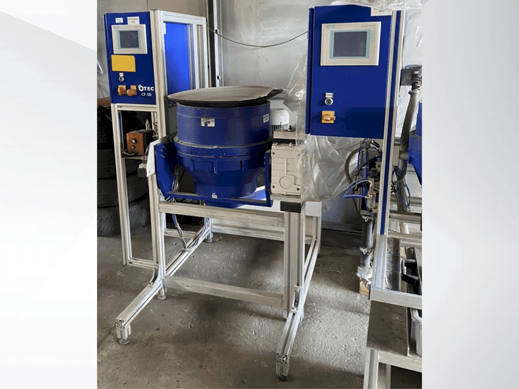 Vooraanzicht  van OTEC CF 1x50  machine