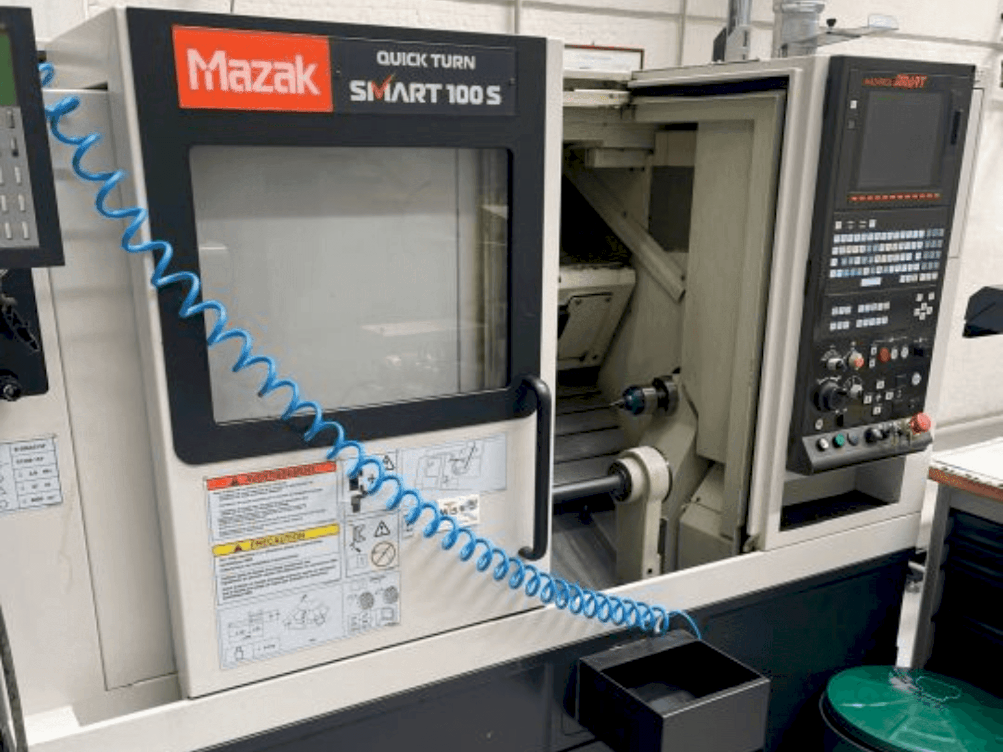 Vooraanzicht  van Mazak QT SMART-100  machine