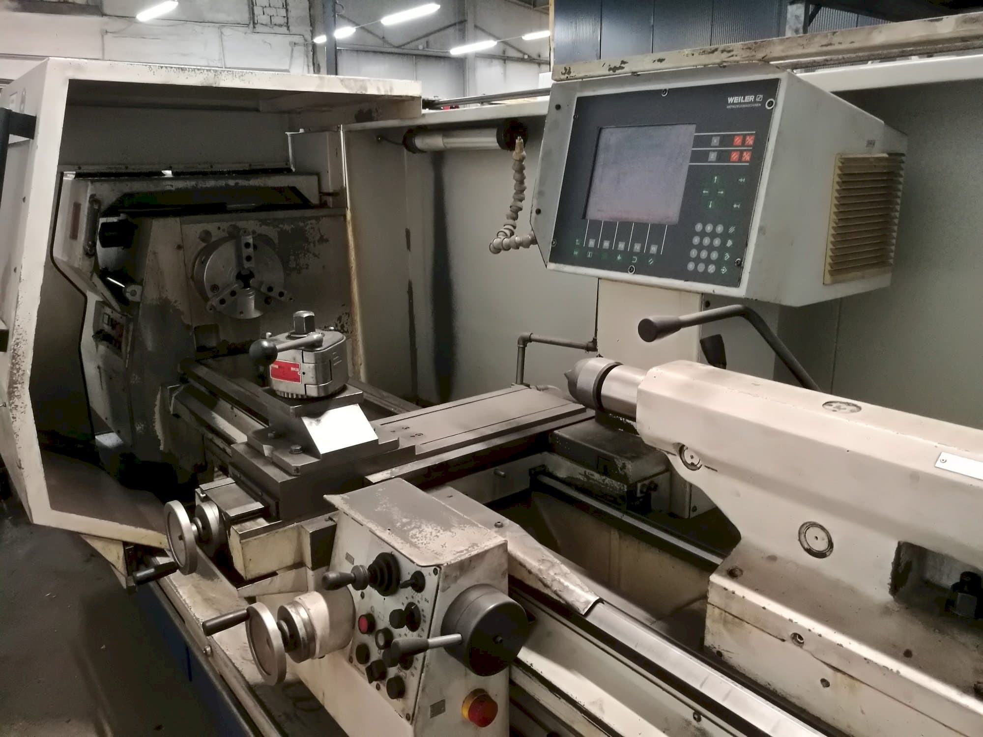 Vooraanzicht  van Weiler E50/2  machine