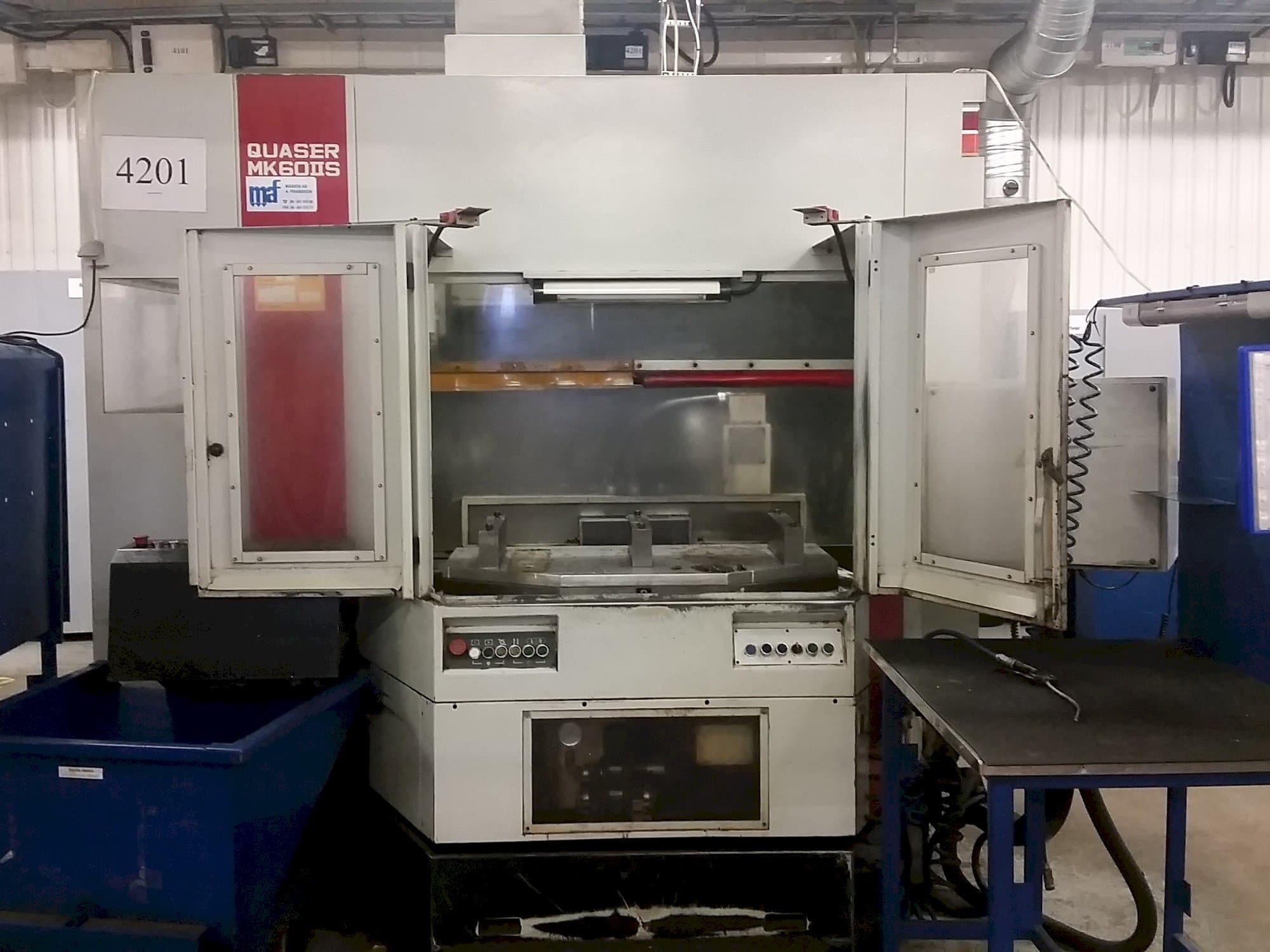 Vooraanzicht  van Quaser MK60 IIS  machine