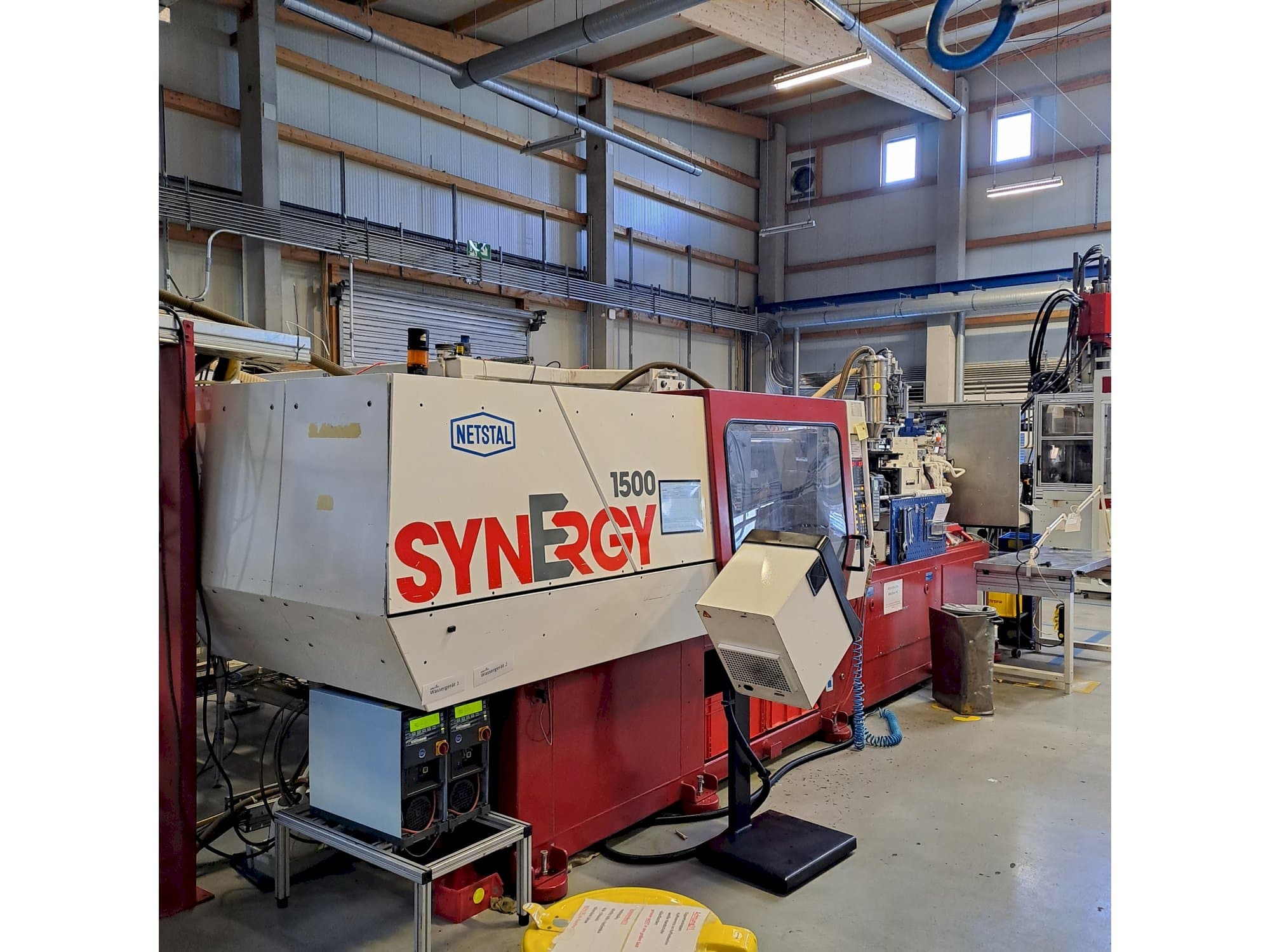 Vooraanzicht  van Netstal S 1500 - 460  machine