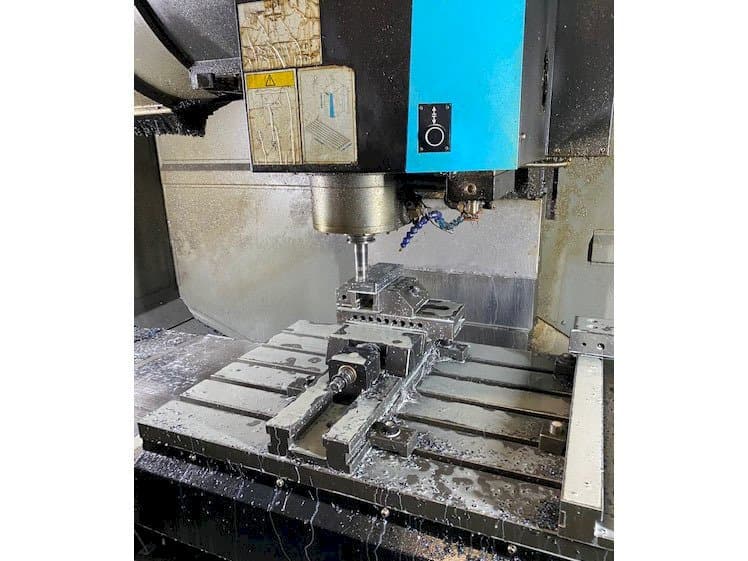 Vooraanzicht  van Hurco VMX42i  machine