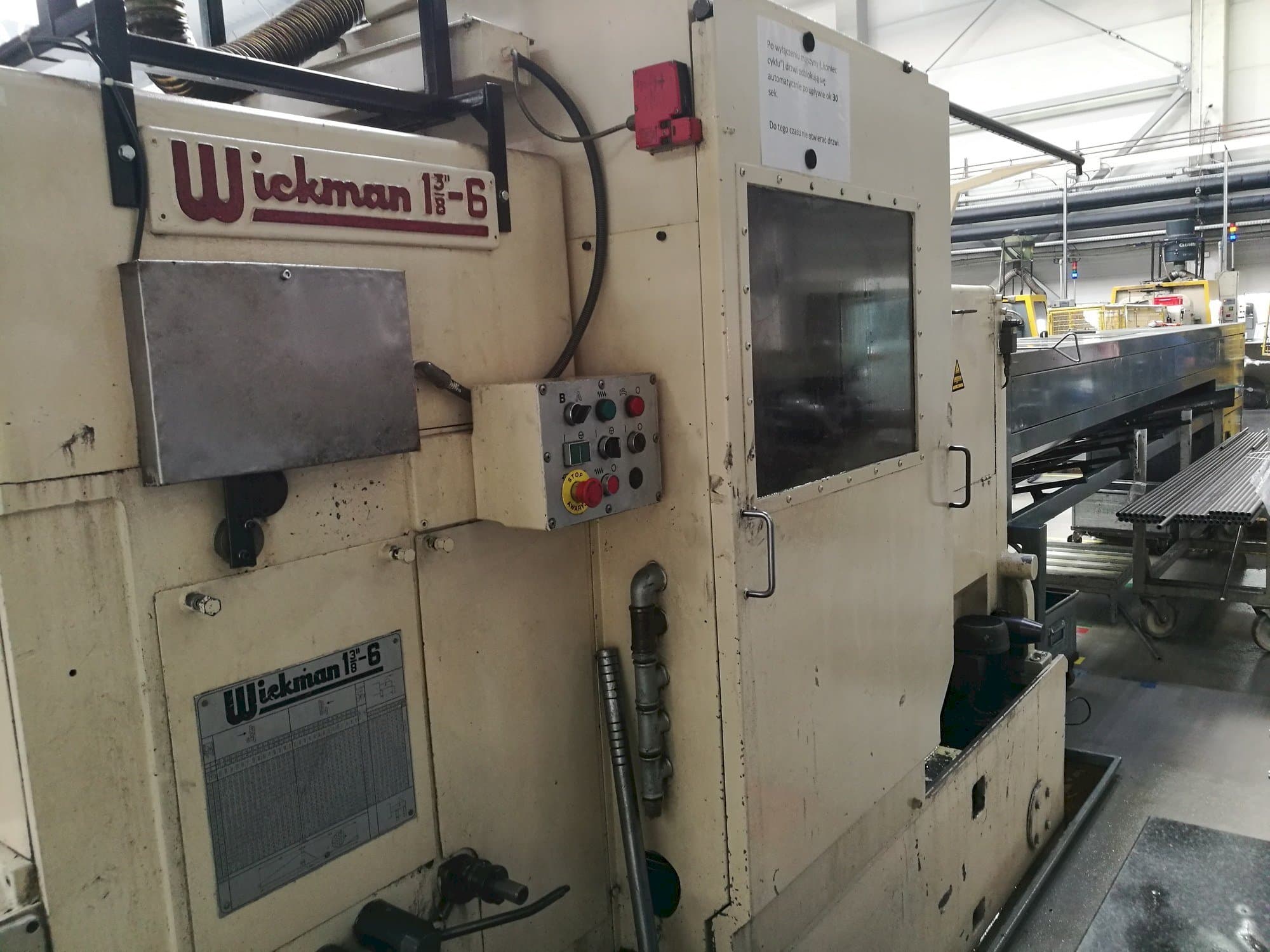 Vooraanzicht  van Wickman 1  3/8"-6  machine
