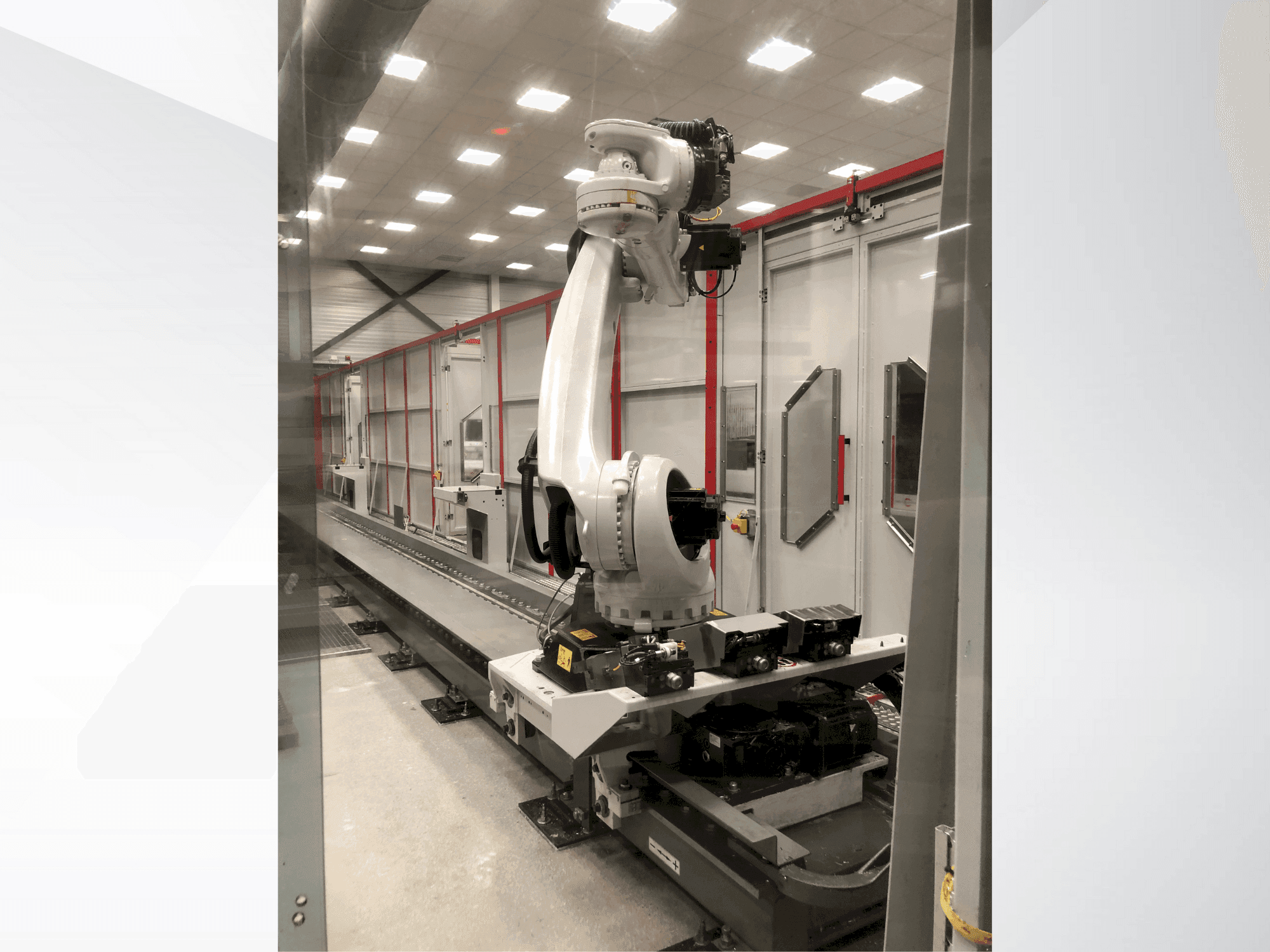 Vooraanzicht  van HERMLE Cell  machine