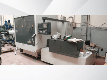 Vooraanzicht  van FANUC Aplha-1iA  machine
