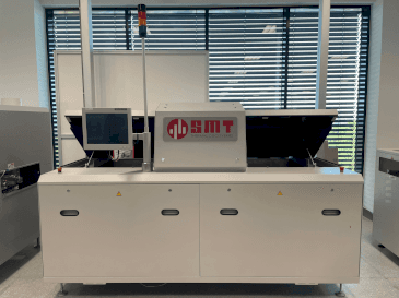 Vooraanzicht  van SMT UV 3/-3  machine