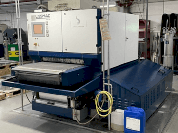 Vooraanzicht  van LISSMAC SMW 543 RTTB  machine