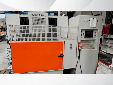 Vooraanzicht  van CHARMILLES Robofil 440SL  machine