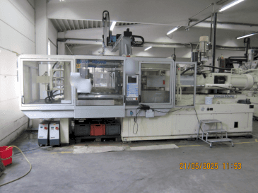 Vooraanzicht  van Krauss Maffei 350-2700 C2  machine