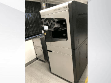 Vooraanzicht  van 3DGENCE Industry F420  machine