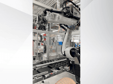 Vooraanzicht  van KUKA KR 10 R1440-2  machine