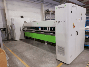 Vooraanzicht van CIDAN FORMA Z 40 machine