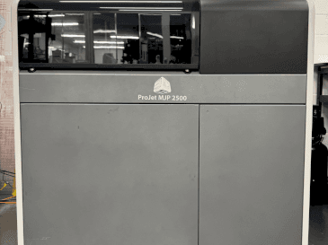 Vooraanzicht  van STEINER Projet MJP 2500 Plus  machine